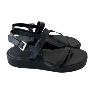 Duccio del duca black sandals size 6.5